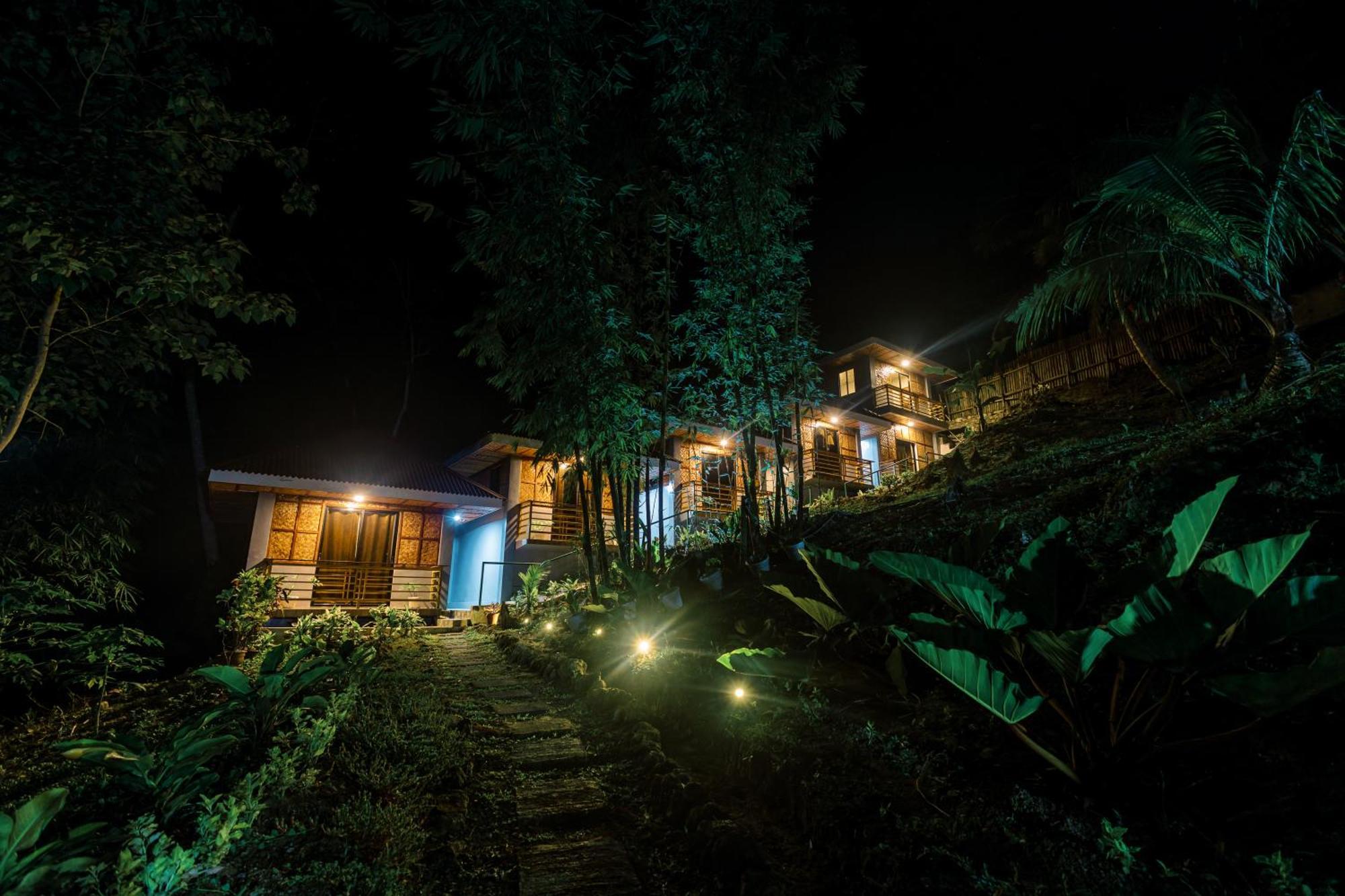 לובוק Busai Dream Falls Resort מראה חיצוני תמונה